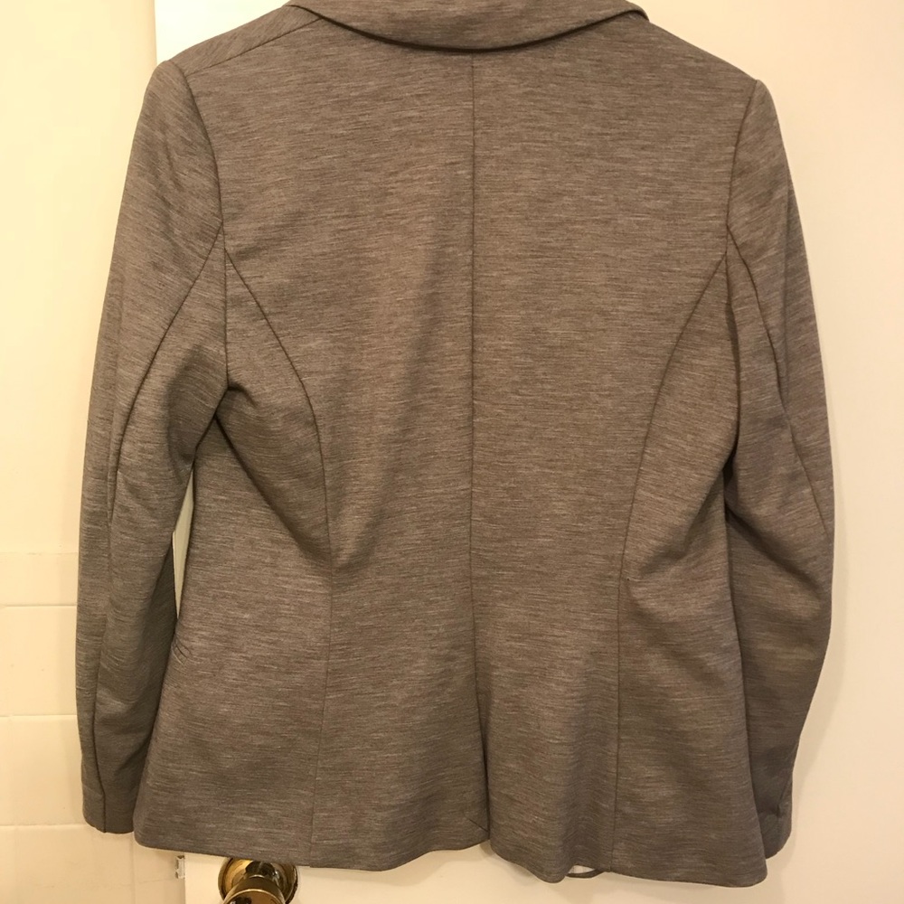 H & M gray blazer